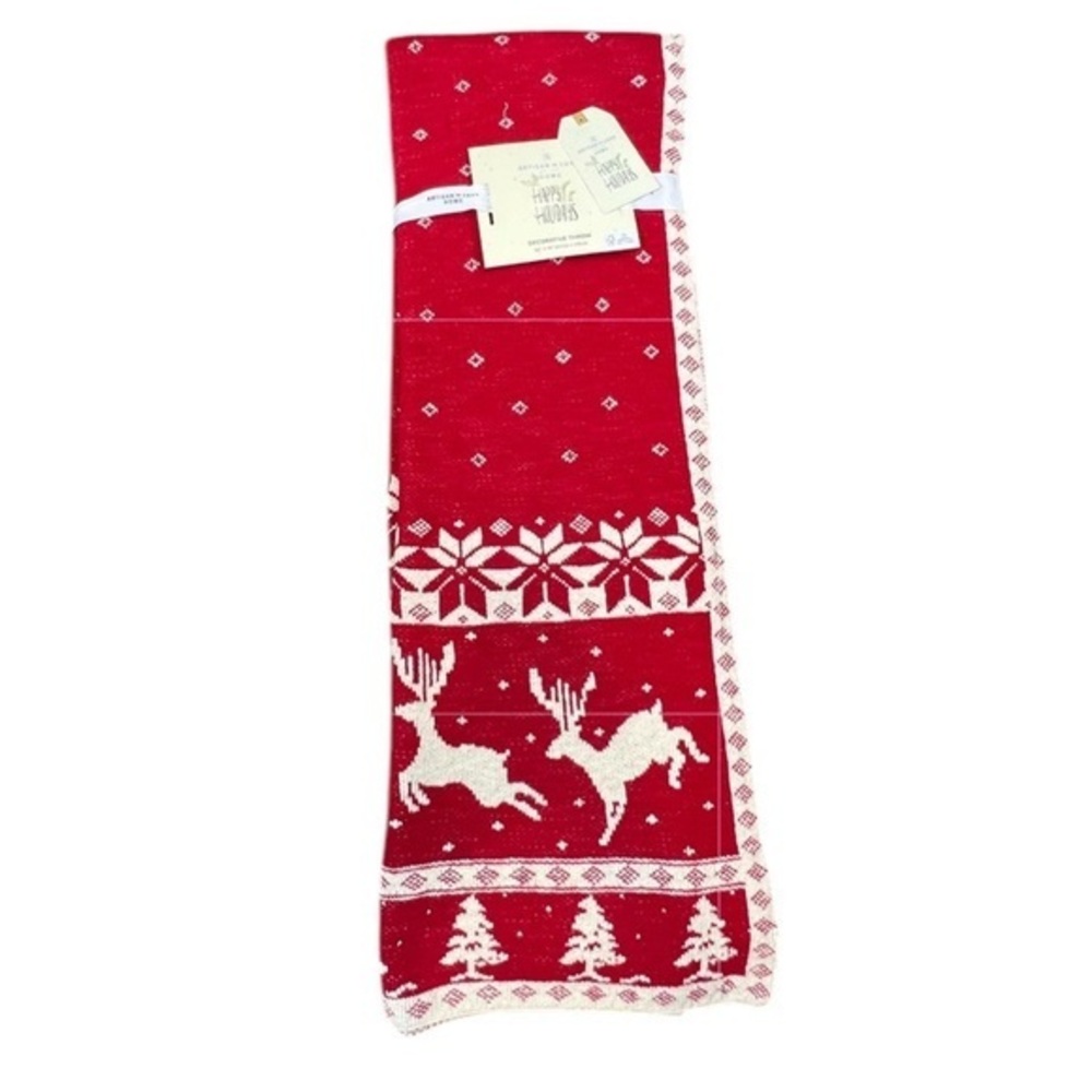 Artisan Luxe - ‘Dashing through the Snow’ knit throw. 50” x 70”. NWT
